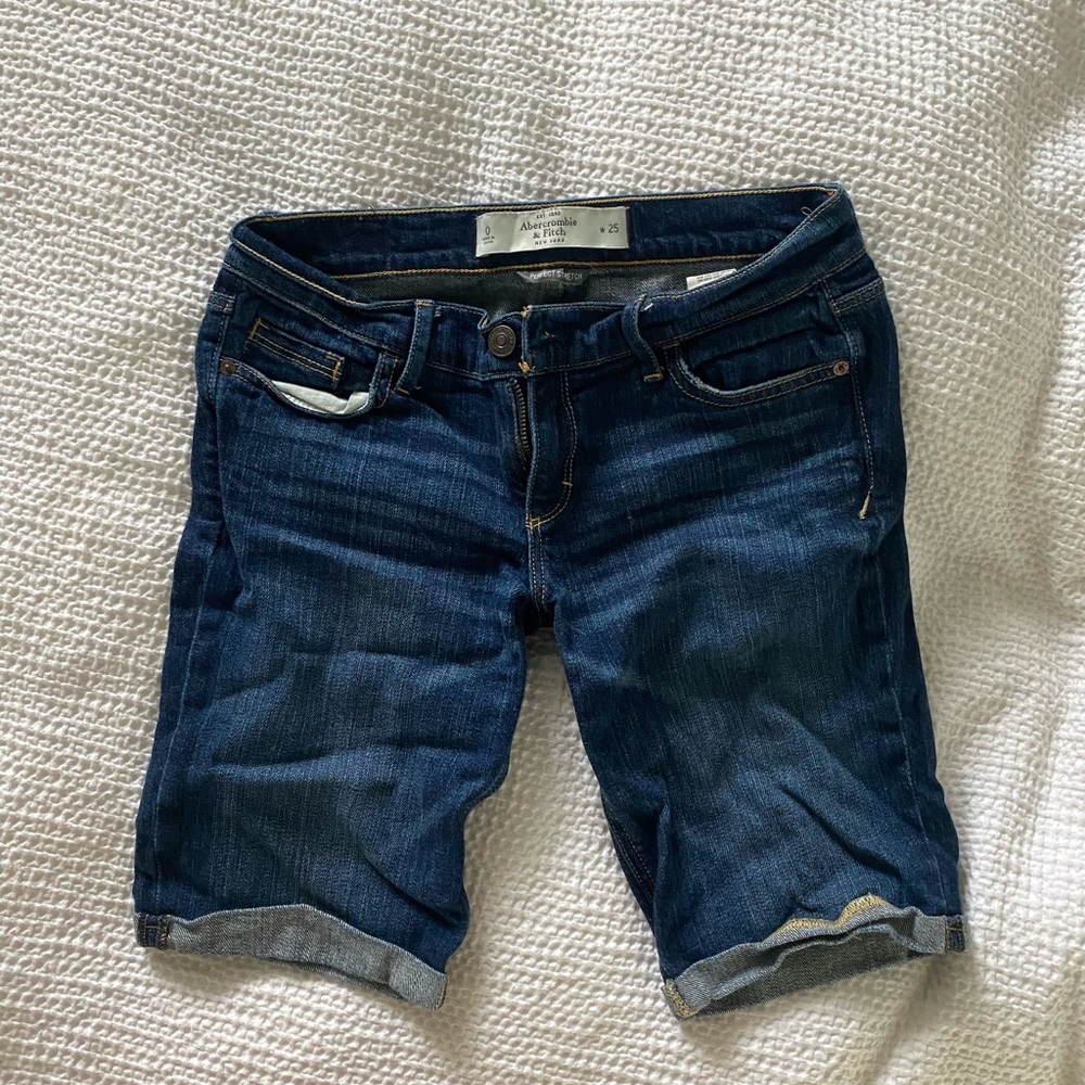 Abercrombie & Fitch Bermuda Shorts